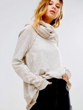 FREE PEOPLE BEACH Cocoon Cowl Neck Oatmeal Beige Slouchy Pullover Sweater SZ M/L